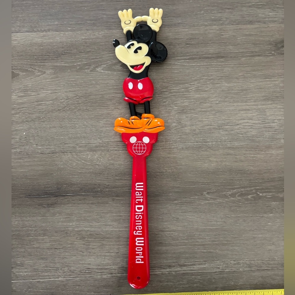 Vintage Disney World Mickey Mouse Back Scratcher 1980s